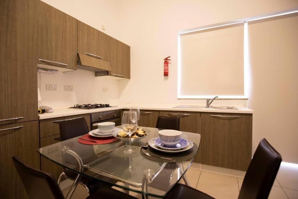 Metrostays Apartament Sliema Eksteriør billede